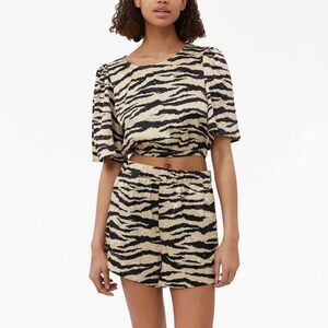 NWT Ganni Crinkle Satin Zebra Khaki Shorts Set Crop Top Animal Print Sz 38 6 US